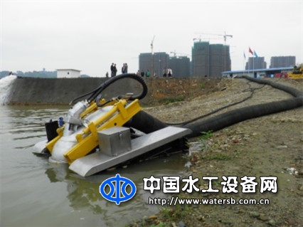 遠(yuǎn)程控制履帶式移動(dòng)泵站